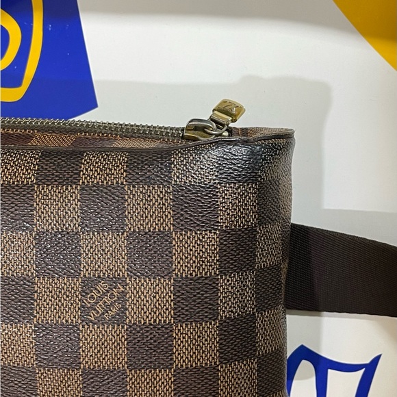 Louis Vuitton Geronimos Ebene Damier
Bum Bag - Picture 12 of 16